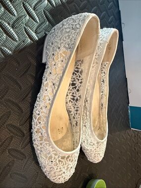 Menbur White Lace Ballet Flats with Rhinestone Detail